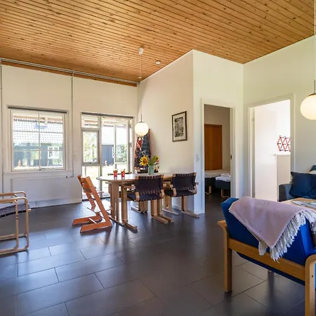 Апартаменты Den Gamle Smedje Ved Slettestrand
