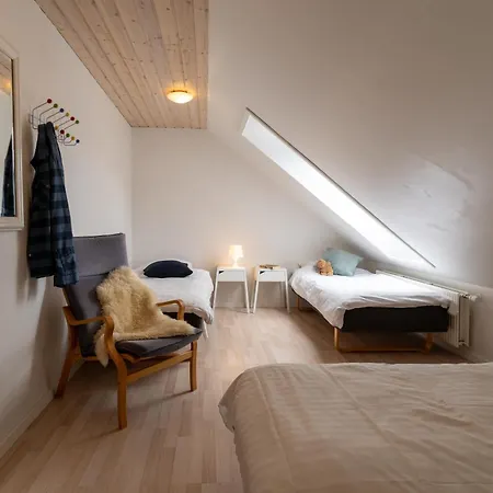 Den Gamle Smedje Ved Slettestrand Апартаменты Fjerritslev