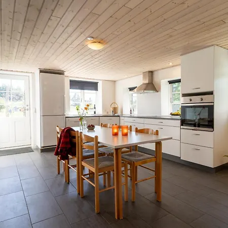 Den Gamle Smedje Ved Slettestrand *